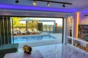 Melania Luxury Villa with Private Heated Pool
