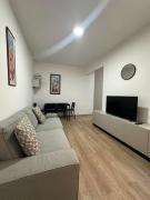 Finikoudes Central Apartment