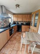 Comfy House Parking Long Stay Comfy House Parking Long Stay