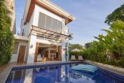 Fale Seminyak - Brand New Modern Luxury 5BR Villa in Seminyak with Private Pool, Gym & Massage Room