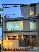 Elegant 6 Bedroom Homestay Near Taj Mahal - Vegetarian