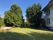 Appartement au lac dans villa de charme