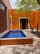 Casa Axuul - Colonial Property in Central Merida