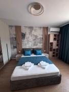 Desire Luxury Apartment with private garage