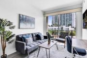 Modern 1BR Apt In Edgewater Free Parking