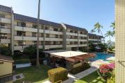 Oceanfront 2-Bedroom Condo in Kailua-Kona