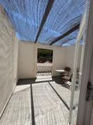 Vistas con terraza frente Castillo