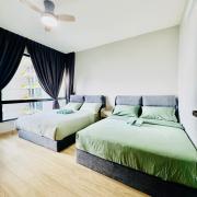 Seaview 2B1R 8pax Condo Forest City 4J-910