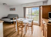 Appartement chaleureux, parking privé proche plage