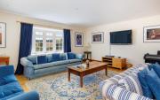 Rookley Farm Lodge Charming Manor Pool House with Heated Pool, Tennis Court & Gardens - Isle of Wight Rural Countryside Escape