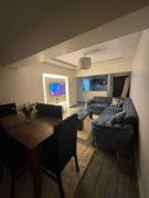 اول مكرم جنب ستي ستارز