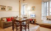 Piazza Navona Apartment