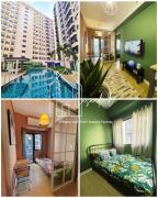 SPRING RESIDENCES - 2BR Condo near Airport with balcony and pool views