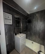 38 Everton Road Free onsite parking