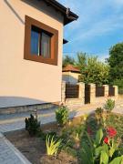 Къща за гости "Хармония" - Луковит