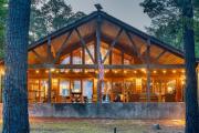 Waterfront Lake Haus at Indian Creek South Toledo Bend