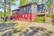 Walk to Downtown Ruidoso Cozy Wooded Retreat
