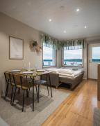 Arctic Snow Lake Mini Lodge