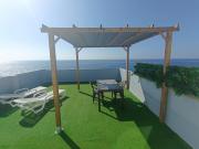 Studio avec terrasse et vue mer