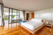 Oceanfront 4BR Villa with Private Pool, Nha Trang