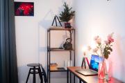 Escape in photos in top centre apartment