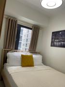 Stylish and Cozy Condo Near Mall of Asia