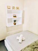 Close by landmarks and airport