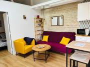 Joli F2 avec terrasse 150m plage