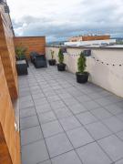 Komfortowa Miła z garażem i tarasem, klimatyzacja, self check in Komfortowa Miła z garażem i tarasem, klimatyzacja, self check in