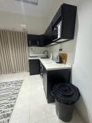 شقة في القبلتين