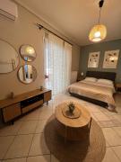 central studio very close to the port of Volos