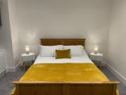 Newly renovated flat in Ashtead