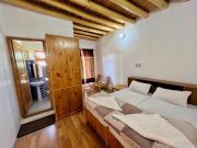 Sponbo Guest House, Leh