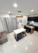 Relaxing 2BR Corner Home with Calming Lanai Area