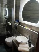 Top Néa Michanióna