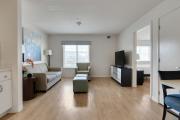 Simplicity At the Rim 1210 I Spacious 1 Bed 1 Bth