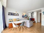 Appartement Avec Piscine Métro Convention