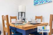 UNDERCLIFF APARTMENT by BOURNECOAST - A Seafront Flat with Sea Views, Balcony and Parking - Next to the Sandy Beaches - FM10661