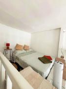 Central Paris Stay with Exceptional Comfort