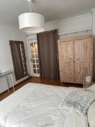 Chill Center Room SOLO HABITACIÓN con baño privado