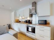 2 Bed By River Thames & 11 Min to Greenwich Station