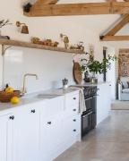 Luxury converted thatched barn near Chichester