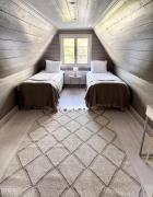 Newly renovated 2 bedroom apartment