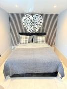 The Garden Studio - Private, Modern & Peaceful Stay Near Luton Airport
