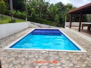 Sitio em Aracariguama com Piscina e Churrasqueira