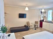 Sunny Central Studio, Parking&Balcony