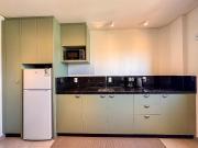 Studio Completo com Garagem | Ar-cond | Wi-Fi