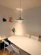 Stayraon, White & Cozy Space near Yeoksam Station