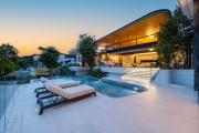 Villa Zavaya 360° View Luxury Retreat With Pool