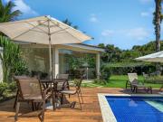 5 suites Piscina Churrasqueira Ar condicionado